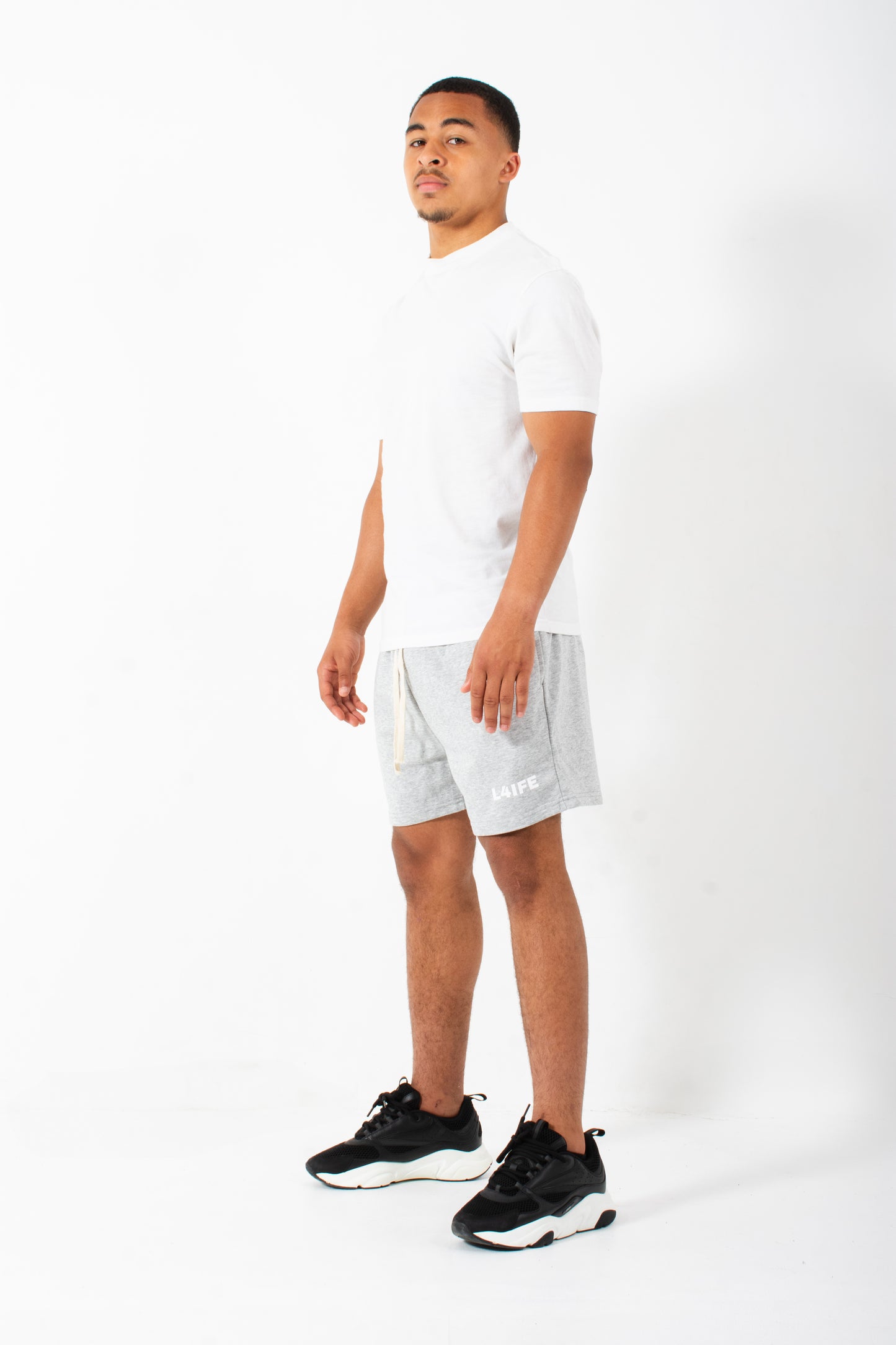 LIGHTWEIGHT SHORTS